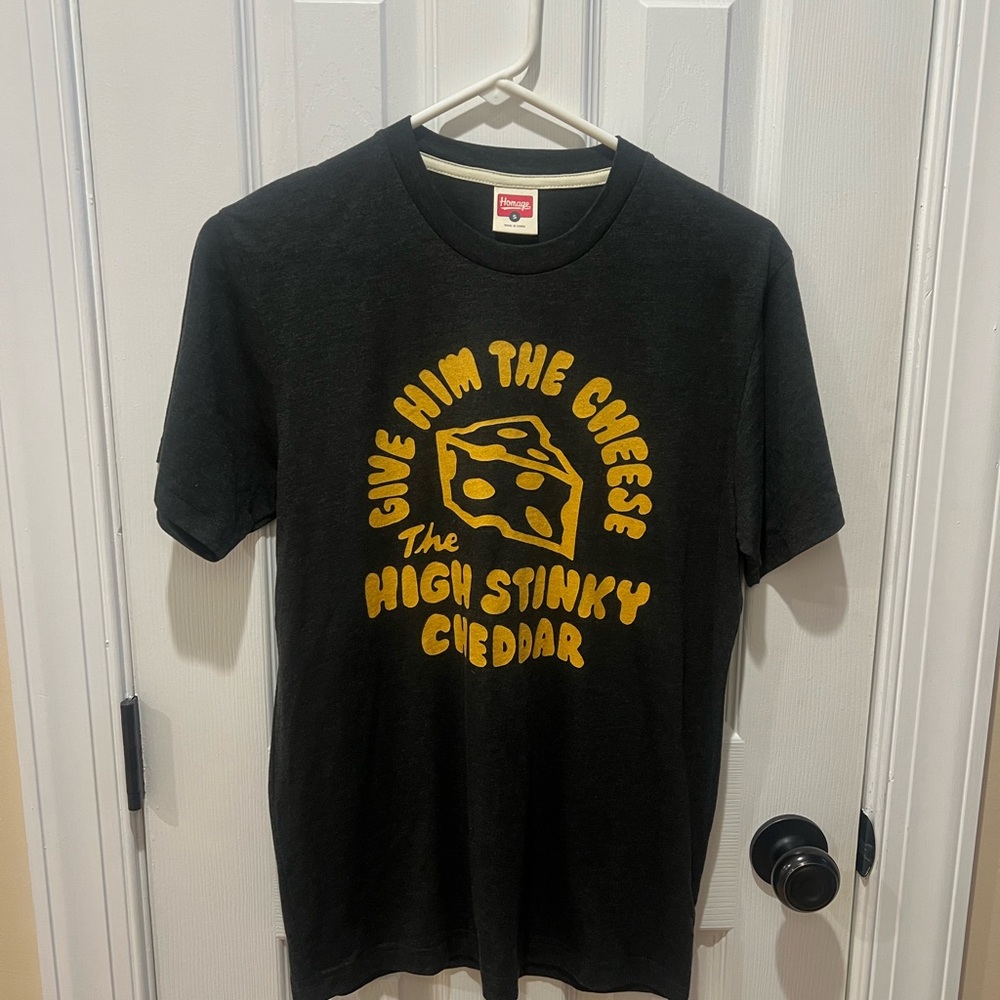 "Give him the cheese!" Men's T-Shirt - IYKYK 🤣